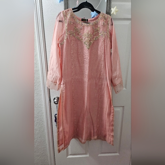 Agha Noor 2pc Cotton Net Suit - Picture 3 of 8